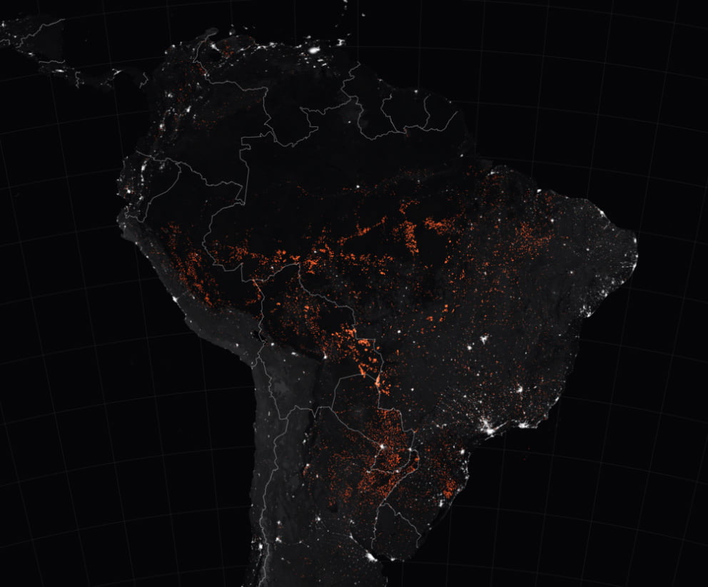 Incêndios na Amazônia vistos de um satélite da NASA em agosto